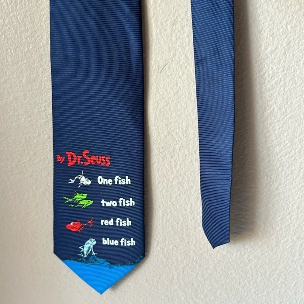 DR. SEUSS One Fish Neck Tie